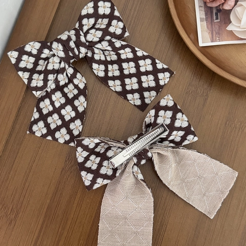 Vintage Bloemen Strik Haarclips Voor Dames Zoete Stof Krokodilclips Elegante Handgemaakte Haaraccessoires Meisjes