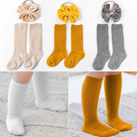 Set de Calcetines de Algodón Acanalado para Recién Nacido y Diadema con Lazo de Terciopelo Calcetines de Color Sólido