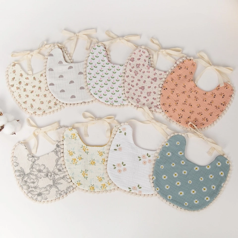 Pastoral Baby Cotton Blend Floral Bib With Pom Pom Trim Adjustable Lace Up Infant Saliva Towel Newborn Feeding Bib Headband