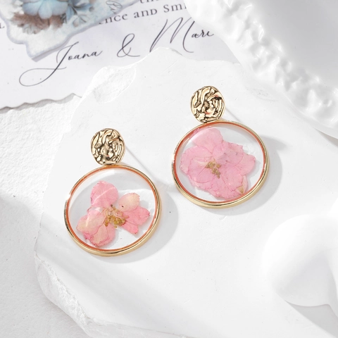 Handmade Dried Flower Resin Jewelry Gold Alloy Round Pendant Necklace Earrings Keychain For Women Pink Blue Floral Accessories