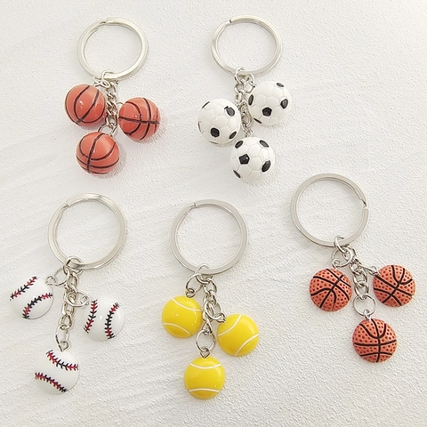 Porte-clés Mini Ballon de Sport en Résine Basket Foot Tennis Baseball Pendentif pour Fans de Sport Sac à Dos Porte-clés Cadeau