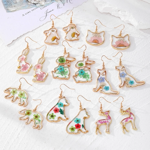 Handmade Resin Dried Flower Animal Drop Earrings For Women Cartoon Rabbit Deer Dog Bear Cat Shape Alloy Floral Jewelry