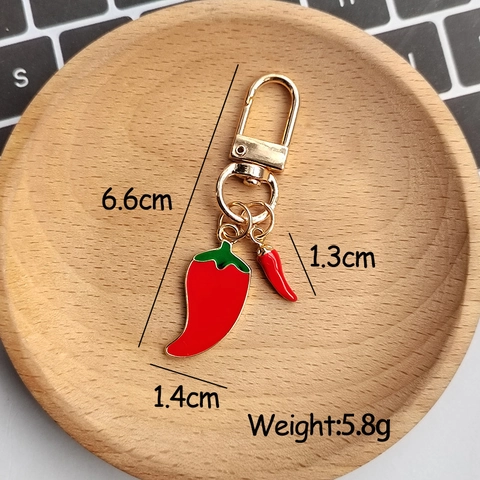 Simulation Rote Chilischote Schlüsselanhänger Legierung Emaille Gemüse Anhänger Charm Lustiger Neuheit Schmuck Schlüsselring Zubehör Damen Geschenk