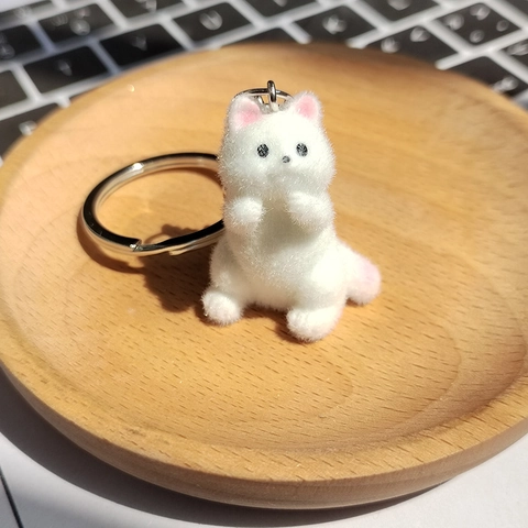 Cute Flocked Cat Keychain Plastic Resin Animal Bag Pendant Key Ring For Women Kids Handbag Decoration Accessory Cartoon Kitty Hanging Ornament