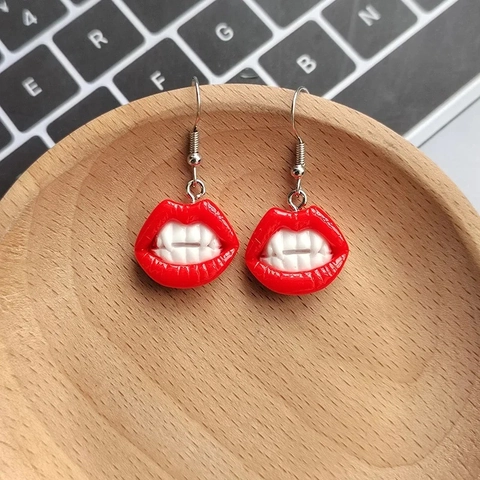 Creative Resin Lip Drop Earrings Funny Vampire Teeth Sexy Mouth Tongue Out Pop Art Quirky Party Jewelry For Women Unisex
