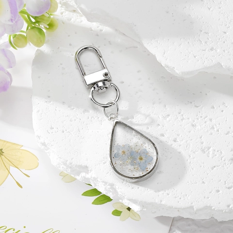 Porte-clés Goutte d'Eau en Résine Transparente Fait Main Avec Fleurs Séchées Roses Marguerites Feuille d'Or Anneau de Clé Femme Cadeau