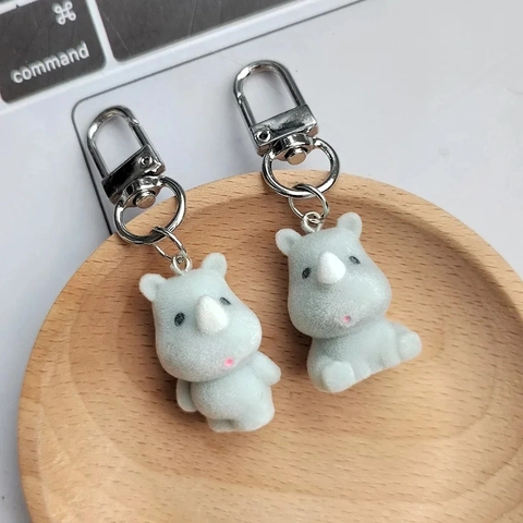 Simpatico Portachiavi a Forma di Rinoceronte in Resina Floccata Pendente Animale Ciondolo per Decorazione Borsa Regalo Accessori