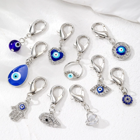 Portachiavi in Lega a Forma di Cuore e Malocchio Con Strass Smalto Argento Blu Ciondolo Decorativo per Borsa Donna Accessori per Animali