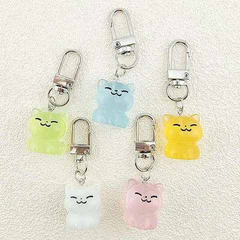Lindo Llavero de Gato Luminoso de Dibujos Animados Resina Color Gelatina Adorable Colgante de Animal Amuleto de Bolso