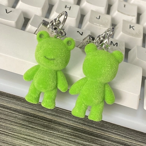Süßer Beflockung Grüner Frosch Bär Schlüsselanhänger Mode Flauschiger Tier Taschenanhänger Geschenk Für Damen Mädchen Rucksack Dekoration
