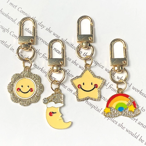 Simpatico Portachiavi in Lega con Strass a Forma di Stella Luna Sole Arcobaleno Ciondolo per Borsa Donna Ragazza Oro Smalto Regalo