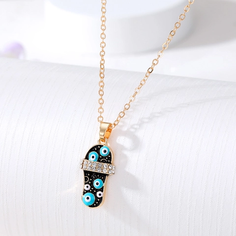 Creative Alloy Slipper Pendant Necklace With Rhinestone Evil Eye Enamel Personalized Gold Plated Chain Jewelry For Women Men