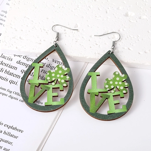 Damen St. Patrick's Day Holz Wassertropfen Ohrringe Kleeblatt Regenbogen Kaktus Love Brief Ausschnitt Holz Ohrhänger Schmuck