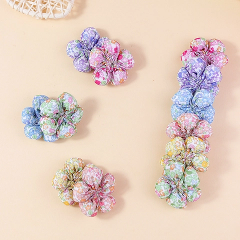 Accessori DIY Fiori in Tessuto Imbottiti a Mano Motivo Floreale per Fermagli Capelli Spilla Decorazione Artigianato
