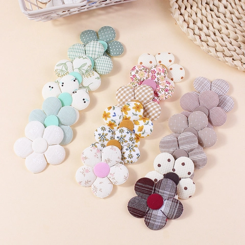 Accessori per Fiori in Tessuto 3D Fatti a Mano per Decorazione di Copricapo Borse Cappelli Fiori a Cinque Petali Imbottiti Colorati