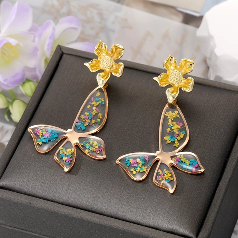 Fashion Butterfly Alloy Real Dried Flower Jewelry Set For Women With Gold Floral Necklace And Stud Earrings Pastoral Style