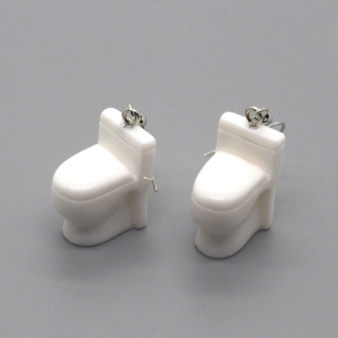 Creative White Toilet Shaped Drop Earrings For Women Funny Quirky Resin Ear Jewelry Party Favor Unique Gag Gift Accessories