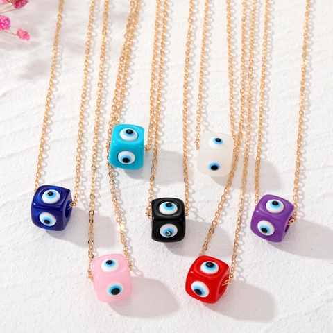 Collier Pendentif Cube Œil Maléfique Vintage Ethnique en Résine Chaîne en Alliage Plaqué Or pour Femmes Filles Bijoux