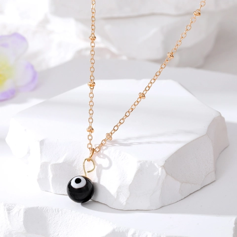 Retro Ethnic Resin Evil Eye Pendant Necklace Alloy Gold Silver Bead Satellite Chain Lucky Protection Jewelry For Women