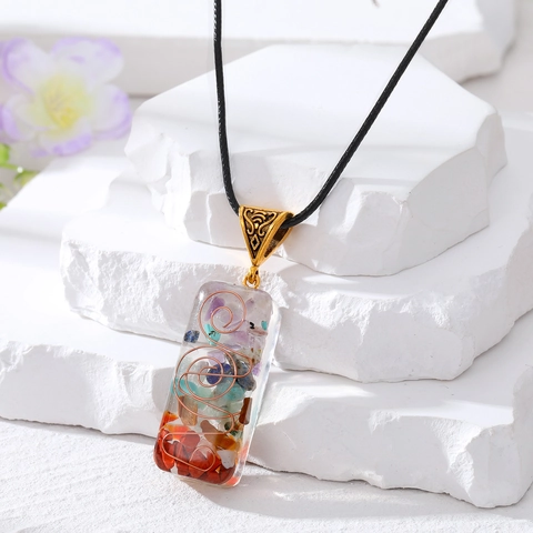 Collana Pendente in Resina Orgonite Vintage Con 7 Chakra Pietra Naturale Filo Di Rame Fiore Della Vita Gioielli Spirituali