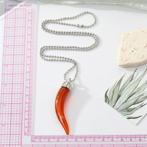 Collier Pendentif Piment En Résine Colorée Pour Femmes Punk Corne Italienne Texture Marbre Chaîne À Billes En Alliage Bijoux