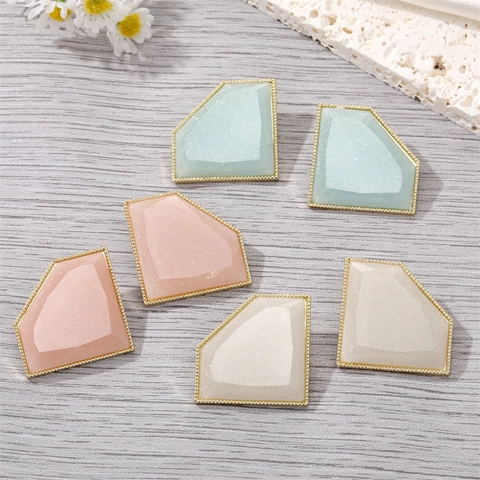 Exaggerated Colorful Resin Sequin Diamond Shaped Stud Earrings Alloy Base Geometric Pentagon Glitter Large Ear Jewelry For Women Party