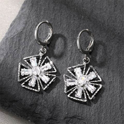 Alloy Rhinestone Heart Butterfly Flower Drop Hoop Earrings Sparkling Geometric Crystal Dangle Earrings For Women Fashion