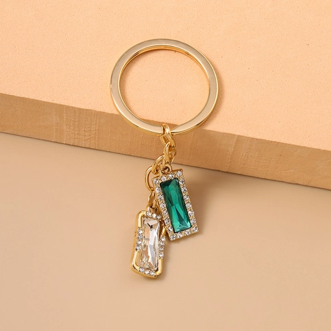 Portachiavi Geometrico in Lega di Zinco Dorata con Cristalli e Strass Ciondolo per Borsa con Gemme Verde Smeraldo e Bianche Lusso