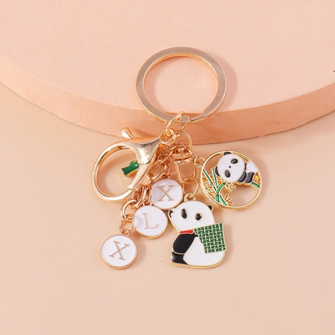 Süßer Cartoon Großer Panda Bambus Emaille Schlüsselanhänger Legierung Gold Metall Schlüsselring Mit Buchstaben Tasche Anhänger