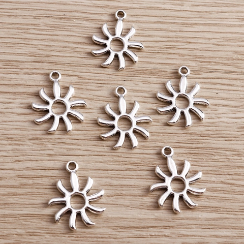 Ciondoli Girasole Fai da Te in Lega di Zinco Ciondolo Sole Vuoto Per Creazione di Gioielli Orecchini Collana Bracciale Risultati Accessori Fiore Argento Antico