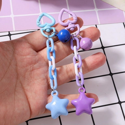 Porte-clés Étoile en Acrylique Tendance Avec Fermoir Coeur Et Clochette Pendentif Charme de Sac Mignon pour Femmes Filles