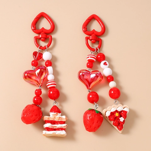 Sweet Beaded Strawberry Cake Heart Keychain Resin Simulation Food Bag Pendant For Women Girls Casual Red White Accessory