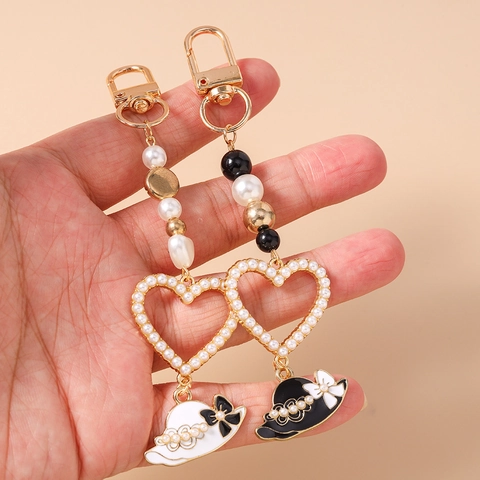 Elegante Portachiavi in Lega di Zinco con Perla Artificiale Cuore Cappello per Donna Pendente Borsa Fascino Anello Chiave Gioielleria di Moda Regalo