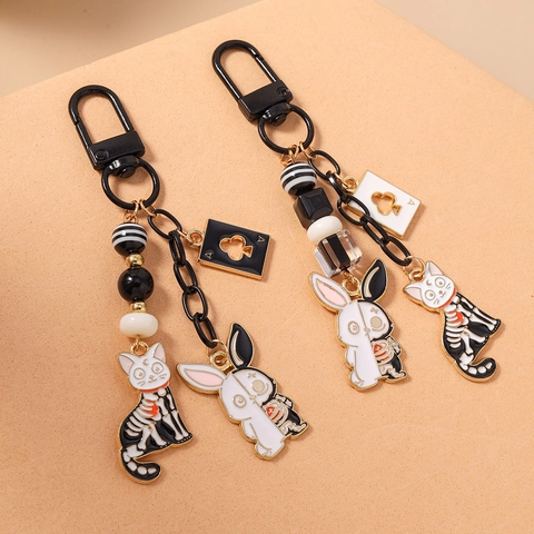 Gothic Punk Skeleton Cat Rabbit Keychain Zinc Alloy Enamel Playing Card Pendant For Women Men Bag Charm Accessories