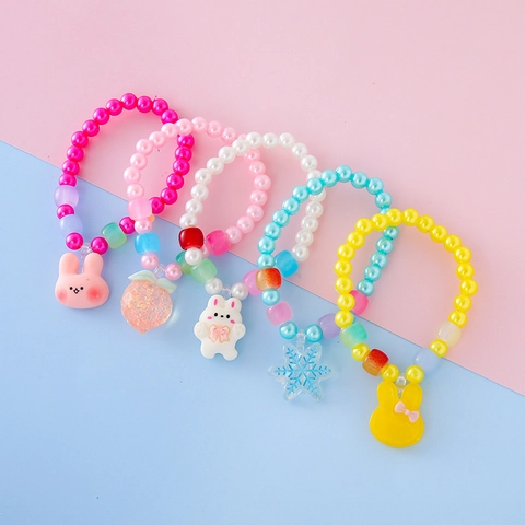 Kids Beaded Bracelets Colorful Cartoon Rabbit Peach Snowflake Charms Acrylic Resin Imitation Artificial Pearl Jewelry For Girls Party Gift