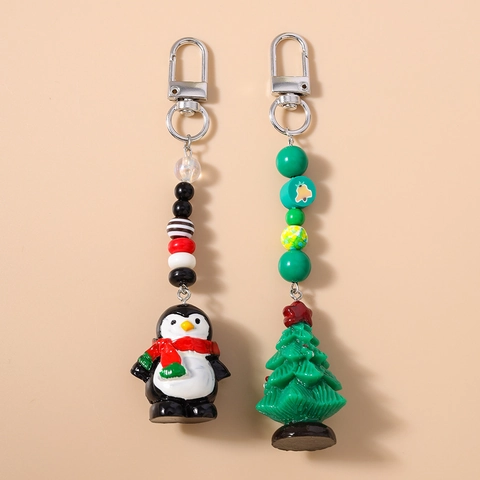 Cute Resin Christmas Tree Penguin Beaded Keychain 3D Cartoon Animal Bag Pendant Festival Party Gift Accessories