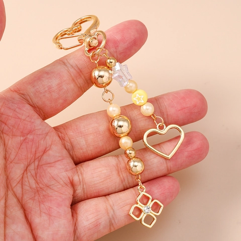 Fashion Gold Plated Heart Keychain For Women Alloy Artificial Pearl Star Beads Bag Charm Keychain Accessory Elegant Jewelry