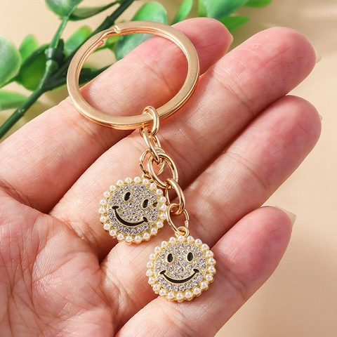 Fashion Geometric Rhinestone Smiley Face Keychain Gold Alloy Double Pendant With Faux Artificial Pearl Bag Charm Gift For Women