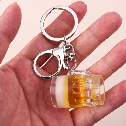Porte-clés Créatif Chope de Bière de Simulation Résine Miniature Pendentif de Sac Avec Fermoir Mousqueton en Métal Décoration