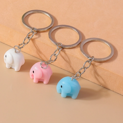 Cute 3D Cartoon Elephant Keychain Plastic Resin Animal Key Ring For Bag Pendant Charm Women Kids Fashion Jewelry Gift