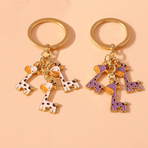 Set di Portachiavi Creativo a Forma di Giraffa con Ciondoli Multipli in Lega di Zinco Smaltato Anello di Metallo per Borsa Donna Bambini Regalo Gioielli Carini