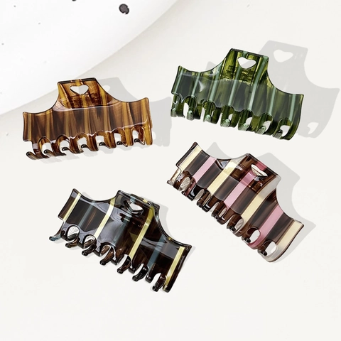 Pinza per Capelli in Acetato a Righe Grande Cuore Intagliato Clip a Squalo Pattern Geometrico Accessori per Capelli Donna