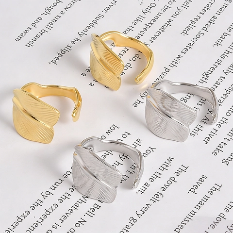 Anillo Abierto en Forma de Hoja de Acero Inoxidable para Mujeres y Hombres Anillo de Dedo Ajustable Minimalista Estilo Naturaleza