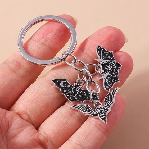 Halloween Ghost Bat Skull Keychain Gothic Spooky Character Resin Key Ring Pendant For Party Favor Gift Cartoon Accessories