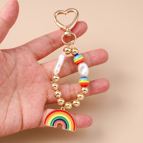 Portachiavi con Perline Arcobaleno alla Moda con Chiusura a Cuore Pendente per Borsa in Smalto Arcobaleno e Perla Artificial Sintetica Donna