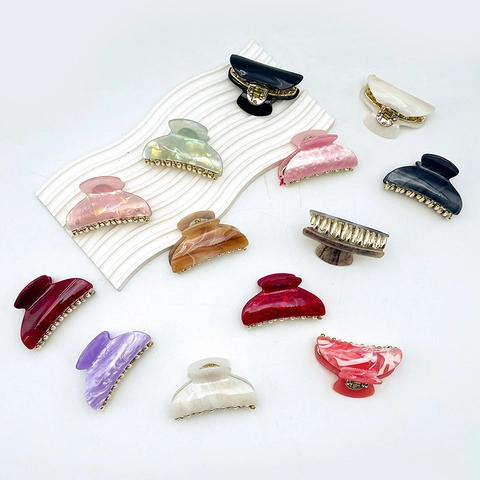 Large Acrylic Hair Claw Clip Marble Pattern Acetate Shark Clip Elegant Ponytail Holder For Women Fashion Hair Accessory