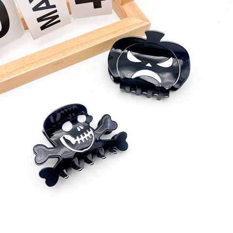 Halloween Spooky Skull And Pumpkin Acrylic Hair Claw Clips For Women Gothic Party Large Shark Clip Headwear