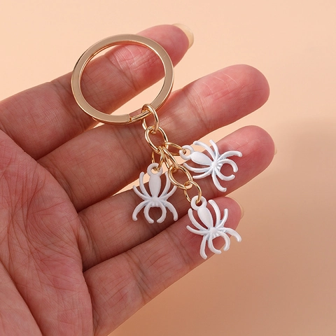 Fashion 3D Spider Metal Keychain Creative Alloy Insect Bag Pendant Gift Personalized Triple Spider Key Ring For Unisex