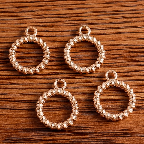 Semplice Ciondolo a Cerchio Intrecciato in Lega per Creazione Gioielli Fai da Te Accessori Pendenti Geometrici Tondi Donna