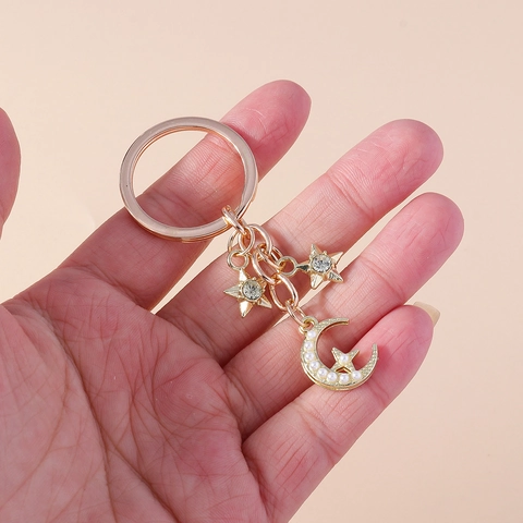 Llavero de Estrella y Luna para Mujer Anillo de Aleación de Oro Con Diamante de Imitación y Perla Artificial Colgante de Bolso